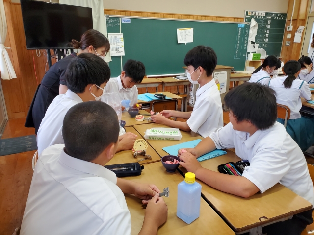 宮崎歯科技術専門学校　体験活動中の様子